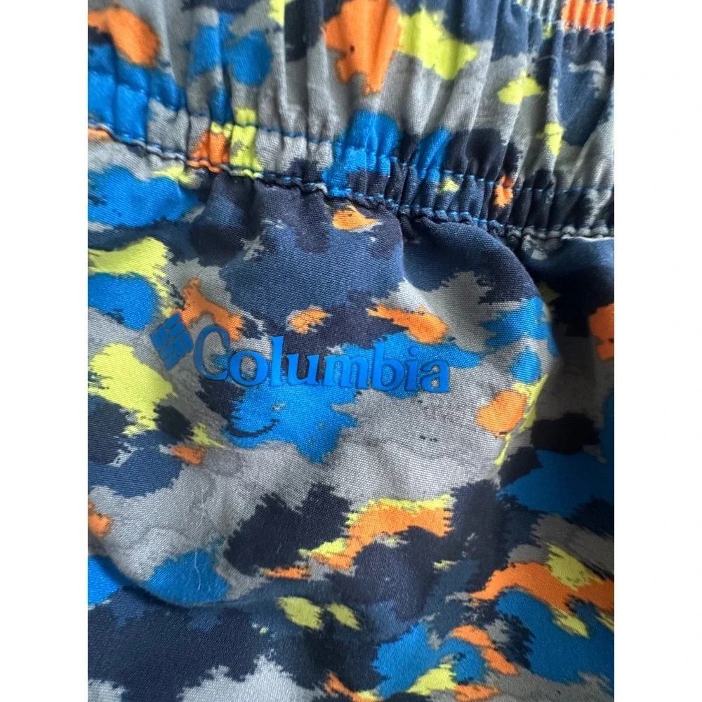 Columbia Boys Camo Swim Trunks Blue Orange Omni-Shade Mesh Lined Size M 10/12